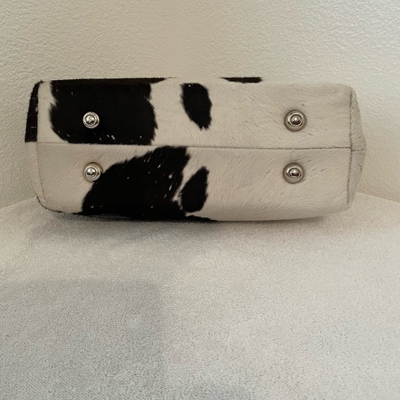 Beautiful Circle Y of Yoakam Cowhide purse. Handmade NWOT - Picture 7 of 14